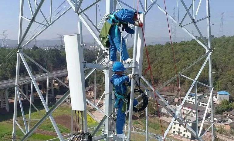 為什么?通信鐵塔需要定期檢測(cè)與維護(hù)