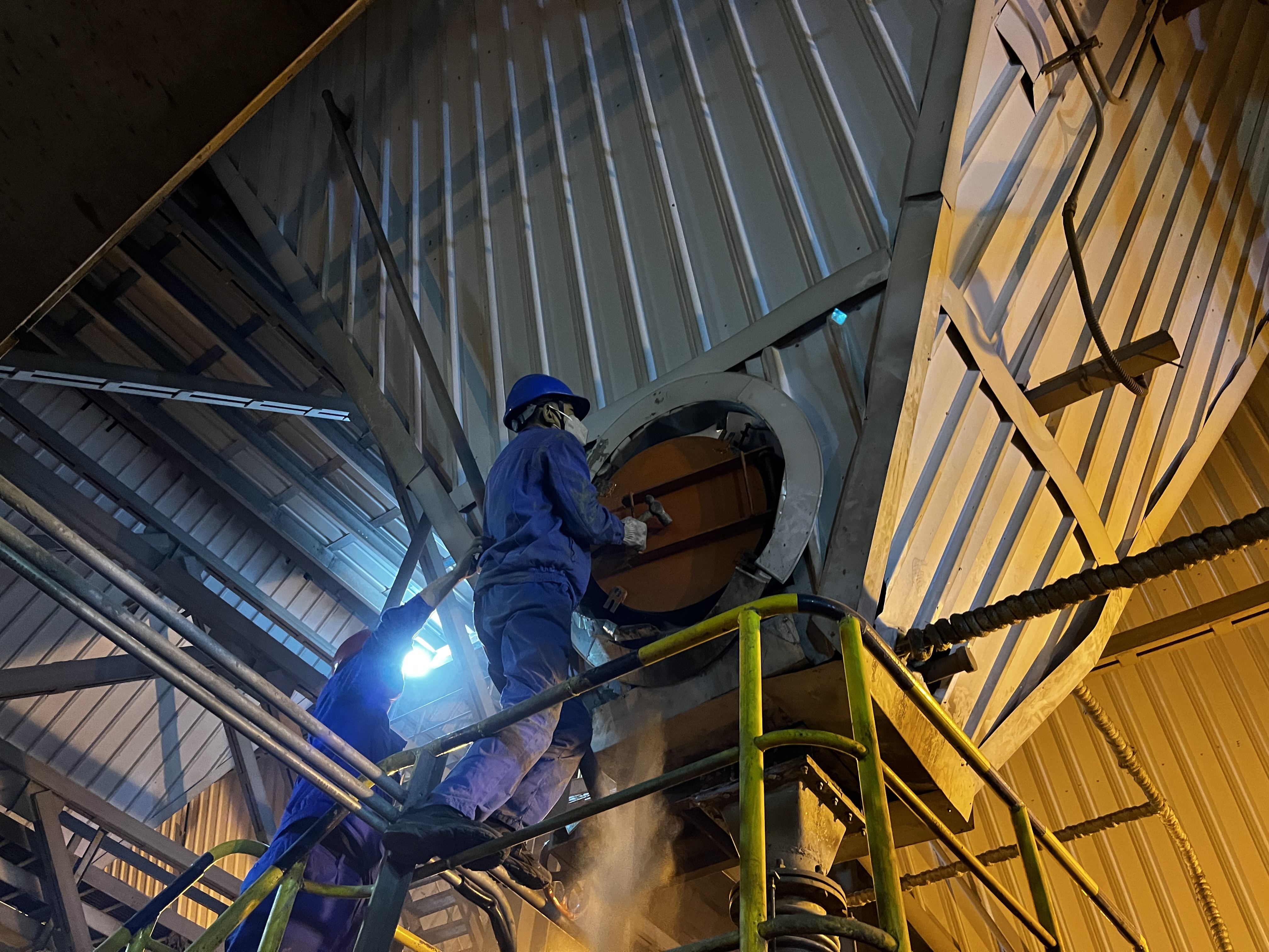 淮南礦業(yè)顧橋電廠(chǎng)除塵器鑒定中標(biāo)記