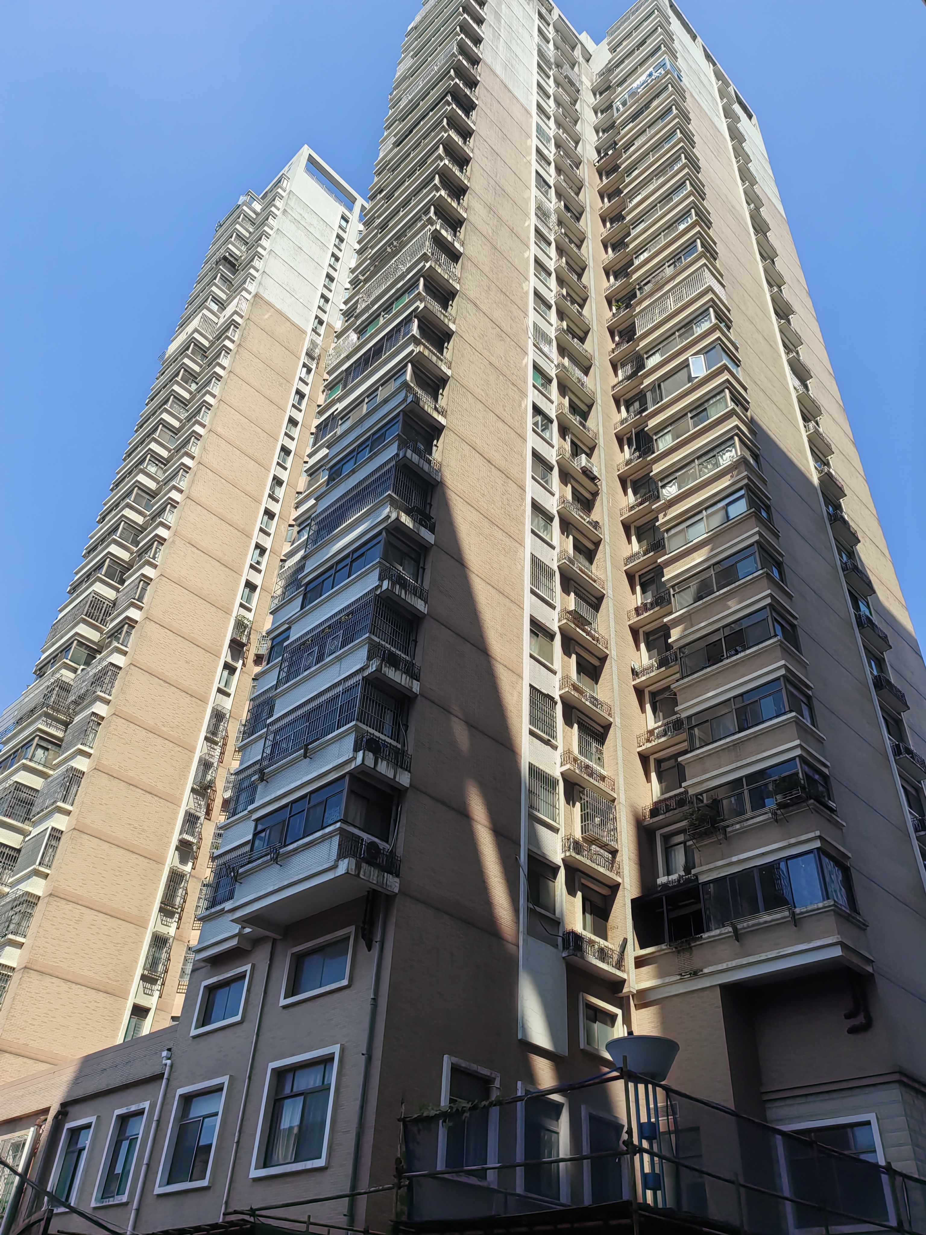 無人機幕墻檢測的方法與優(yōu)勢