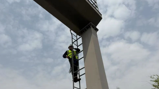 鋼結(jié)構(gòu) 鋼結(jié)構(gòu)