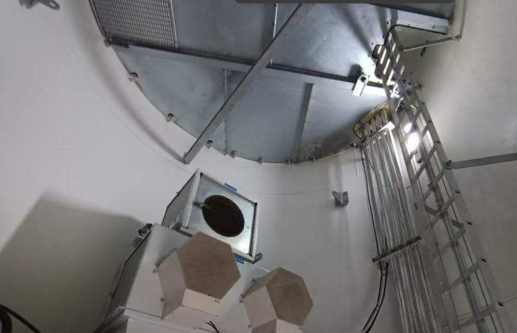 風(fēng)力發(fā)電機(jī) 風(fēng)力發(fā)電機(jī)