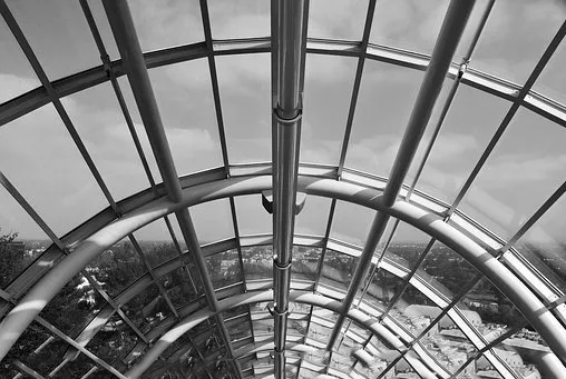 鋼結(jié)構(gòu)廠房的優(yōu)勢有哪些？鋼結(jié)構(gòu)廠房主要檢測什么？