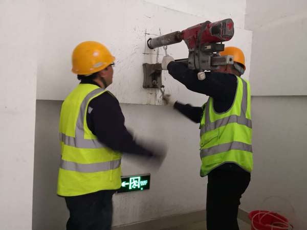 上海外高橋保稅區(qū)某路廠房樓板承載力專項檢測